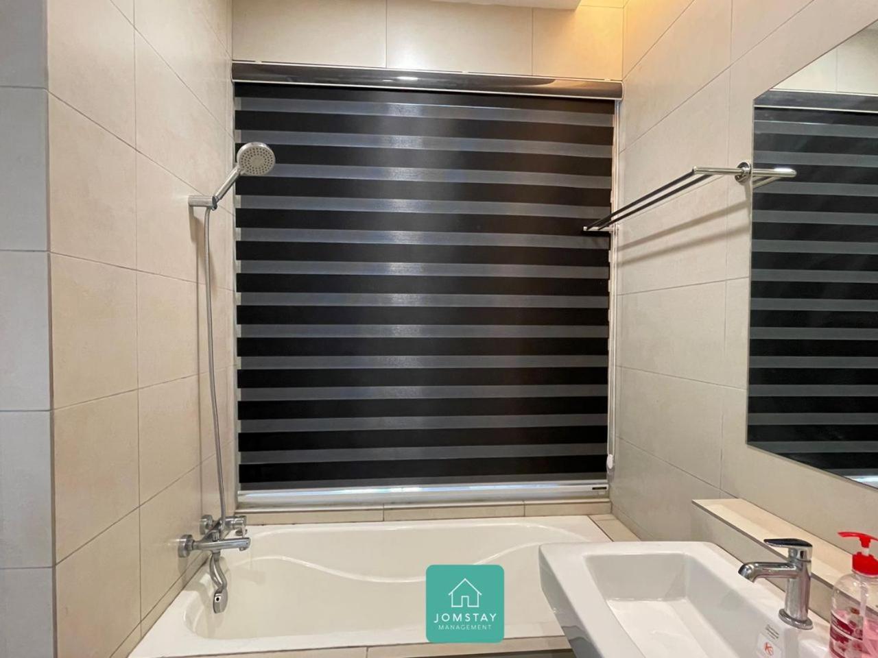 Jomstay Octagon Palm Suites Ipoh Exteriör bild